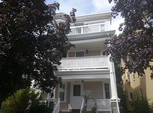 17 Victoria St #1, Dorchester, MA 02125