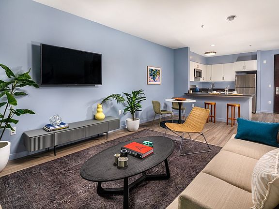 4th image of 2525 Wilshire Blvd #8787894