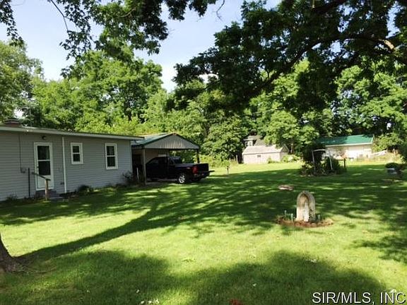 3rd image of 2219 S 1st St