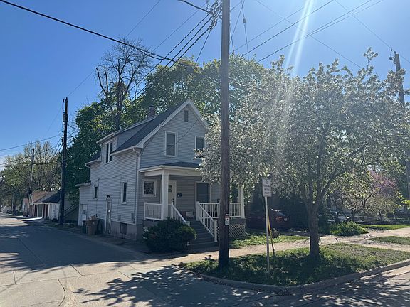 4th image of 809 Harrison St