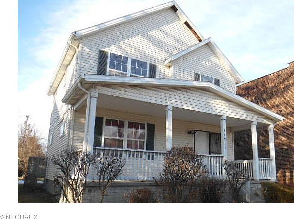 1st image of 11911 Farringdon Ave