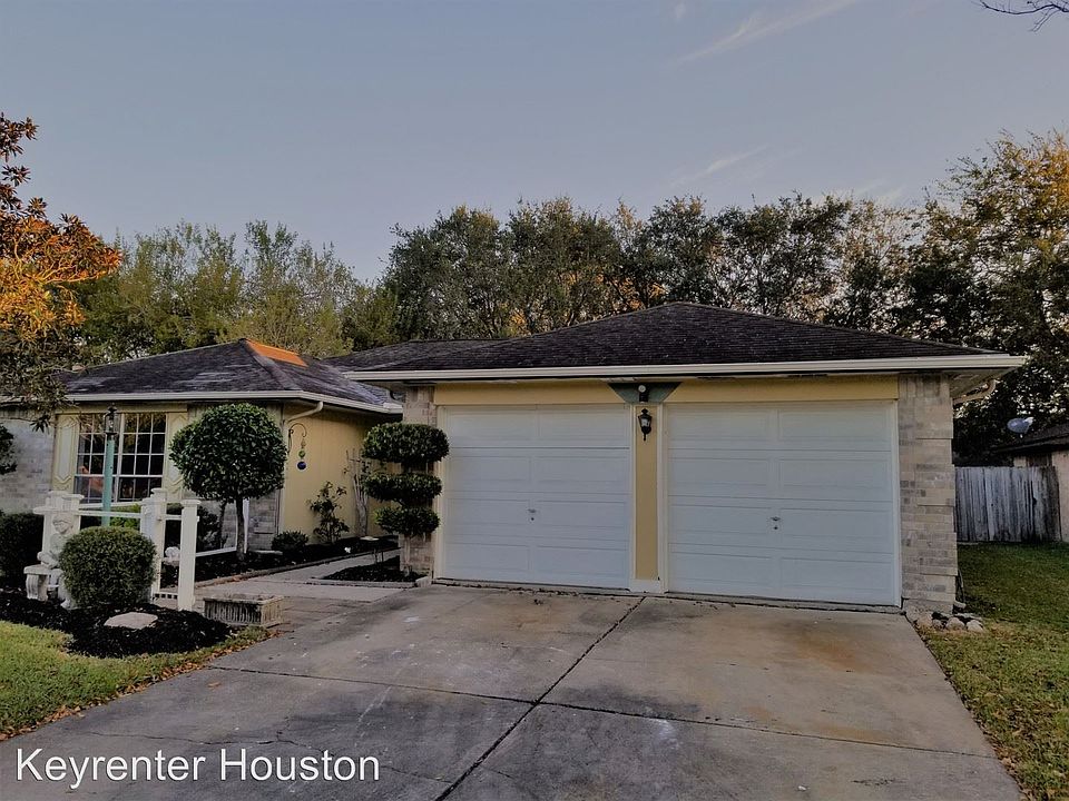 1st image of 16819 Frigate Dr