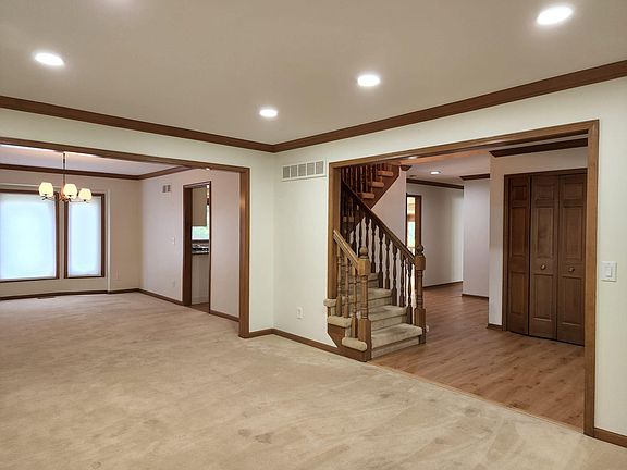 Living room and dining room, entrance