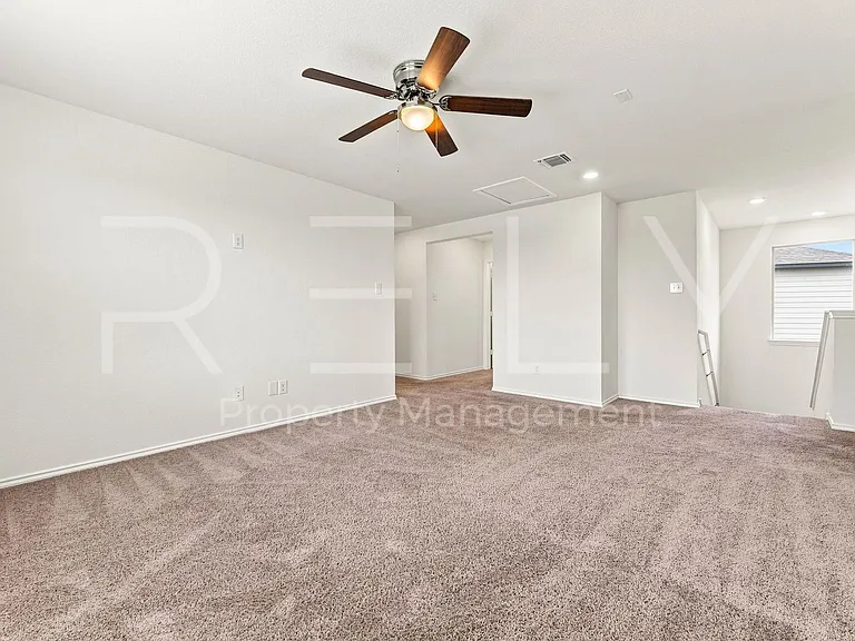 521 Colonel McNally Cv — Photo 17