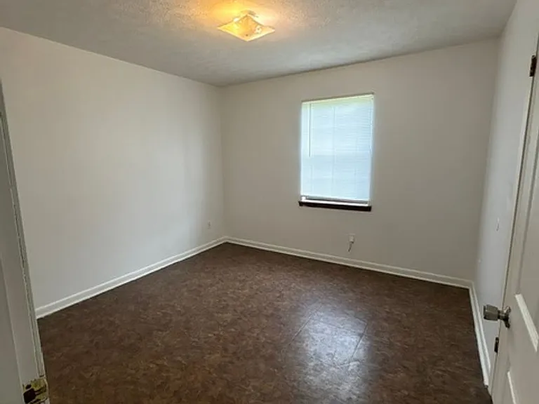 296 Homer Rd — Photo 9
