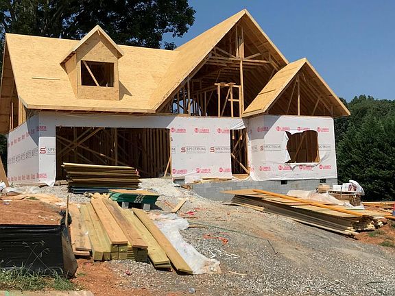2nd image of 805 Mackenzie Dr