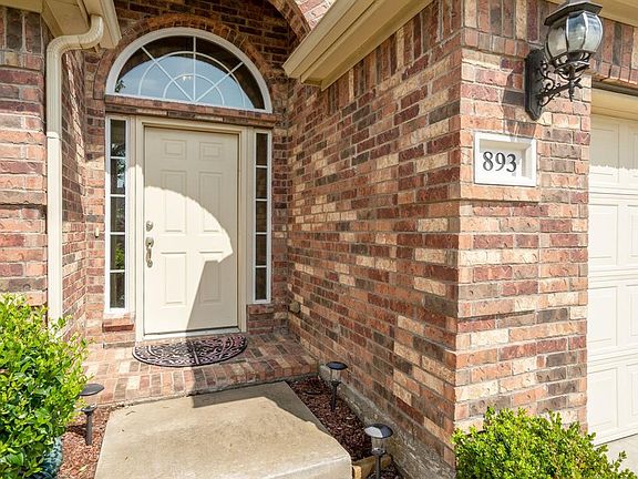 4th image of 893 Witherby Ln