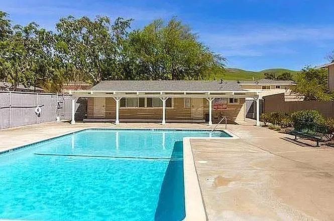Community pool