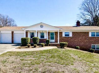 286 Valley Rd, Hickory, NC 28601