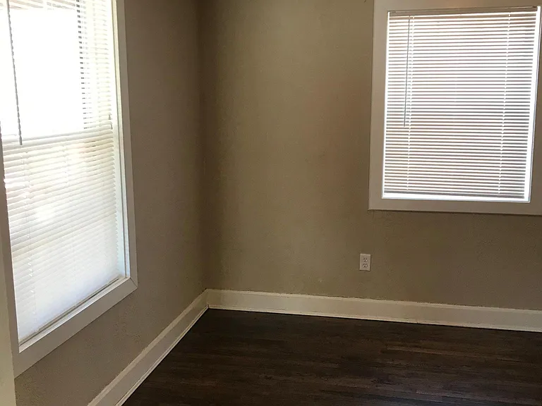 607 SE Howard Ave — Photo 6