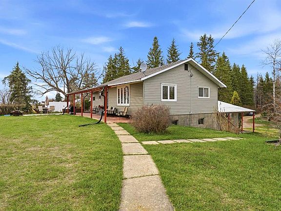 3rd image of 431014 S Range Road 250 #2