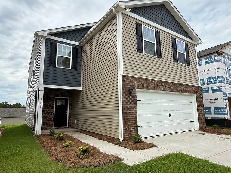 1359 37th Avenue Ln NE — Photo 1