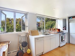 104 Douglass St #2, Brooklyn, NY 11231