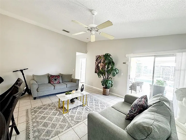 1509 Indian Oaks Trl — Photo 16