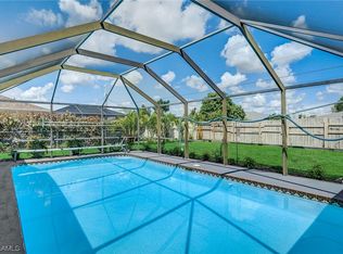 911 SE 19th Ter, Cape Coral, FL 33990