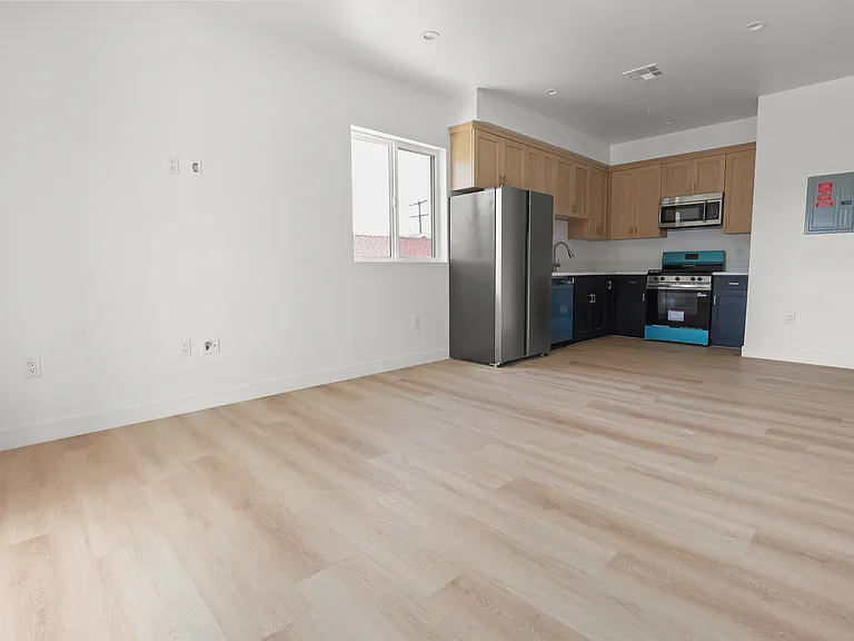 1265 Browning Blvd #1/2 — Photo 2