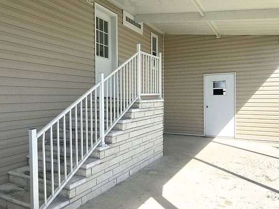 3rd image of 7705 Pauls Ln