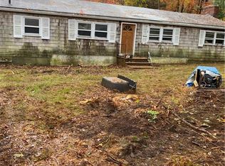 213 Hallville Rd, Exeter, RI 02822