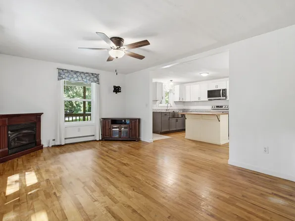 38 Lantern Lane, Windham, ME 04062