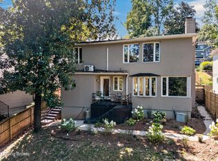 2410 Cross Hill Rd, Louisville, KY 40206