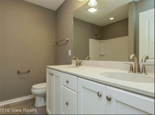 1385 SE Waddell Way, Waukee, IA 50263