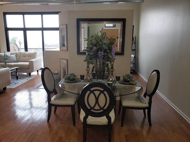 1525 S Sangamon St #802 — Photo 7