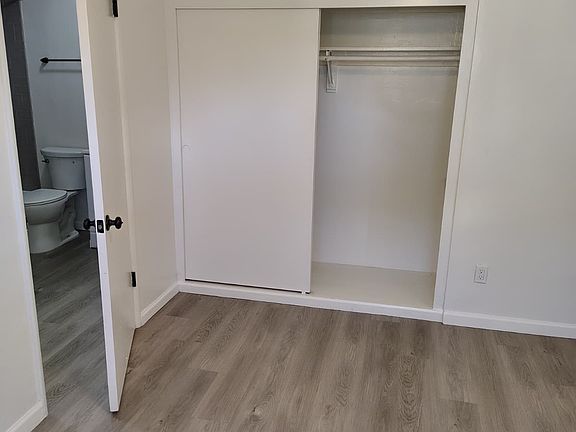 5th image of 5105 Bakman Ave #4