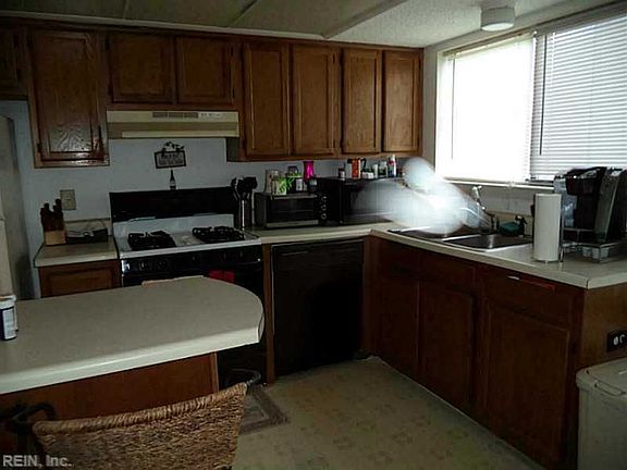 5th image of 754 Quesnel Dr