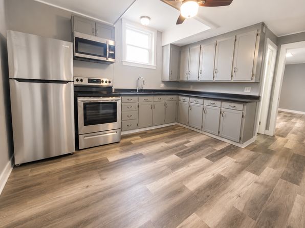124 Main St #2R