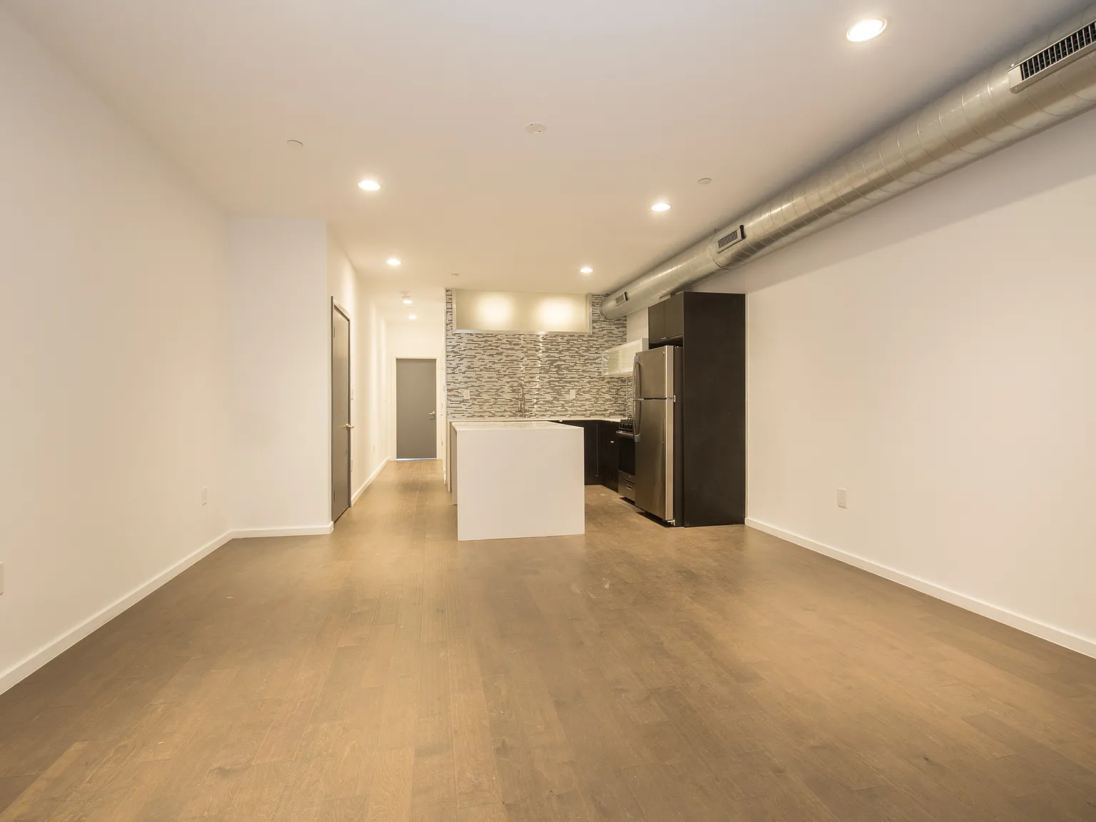 1211 N 5th St — Photo 2