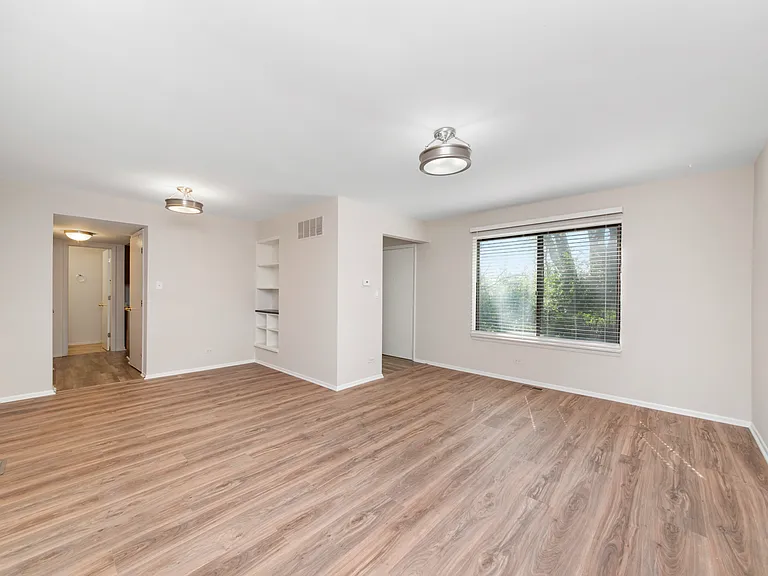 7346 Country Creek Way #8 — Photo 4