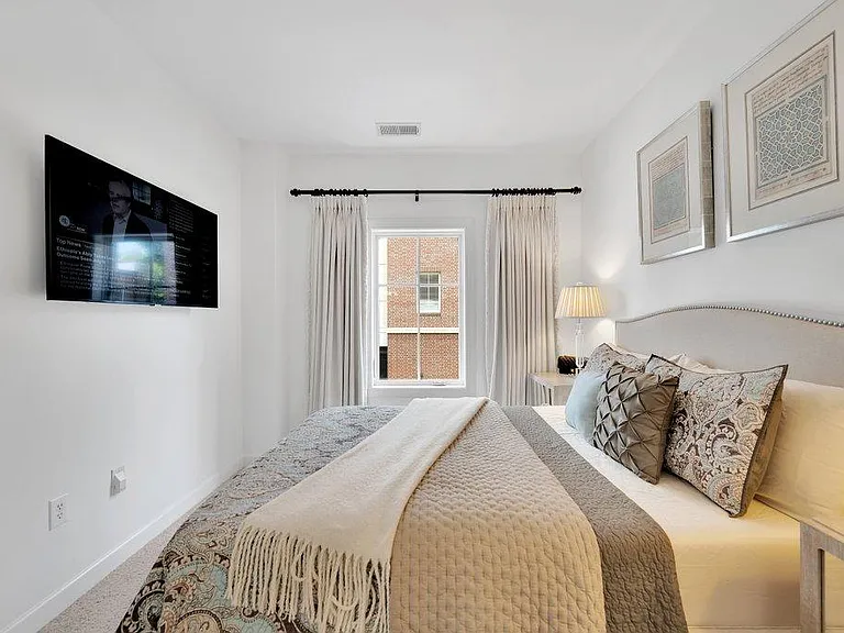 1903 Kenilworth Ave #111 — Photo 18