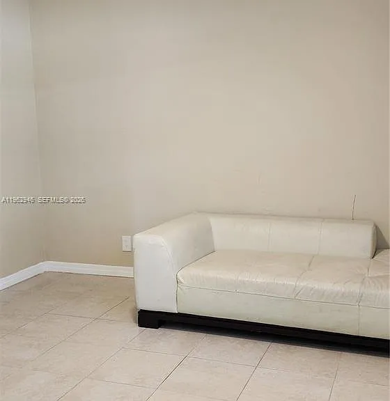 1025 NW 3rd Ave #1 — Photo 8
