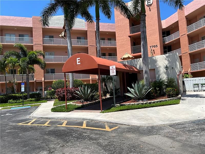 1st image of 7765 Yardley Dr APT 108