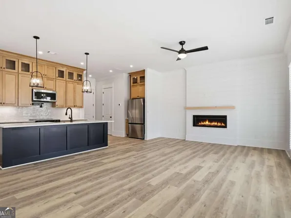 53 Peony St, Braselton, GA 30517