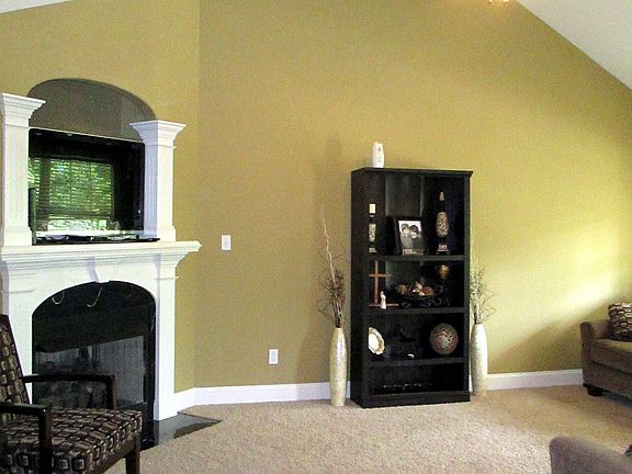 2nd image of 501 Wilton Ct