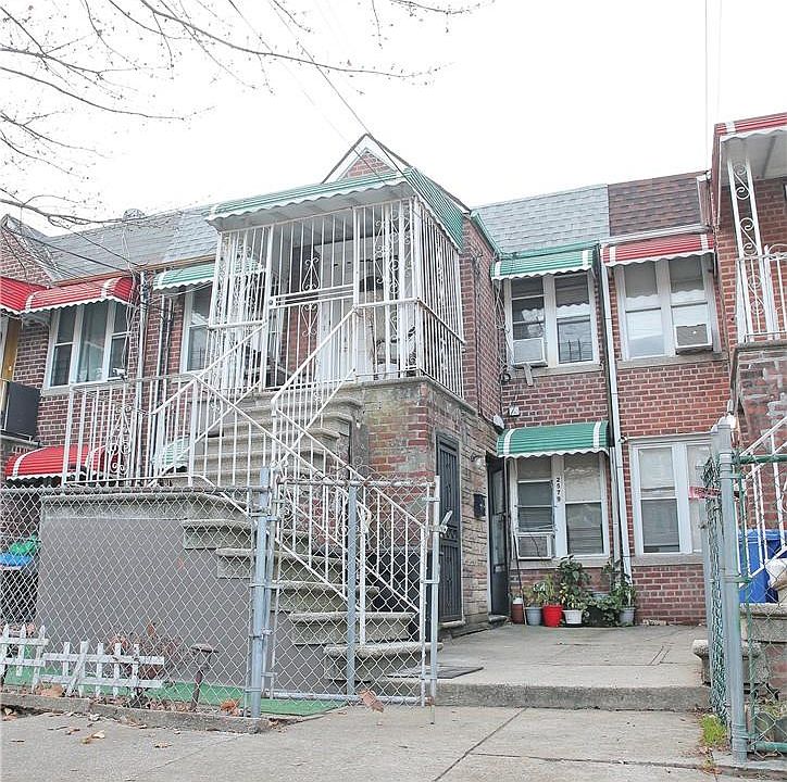 1st image of 2579 Young Avenue