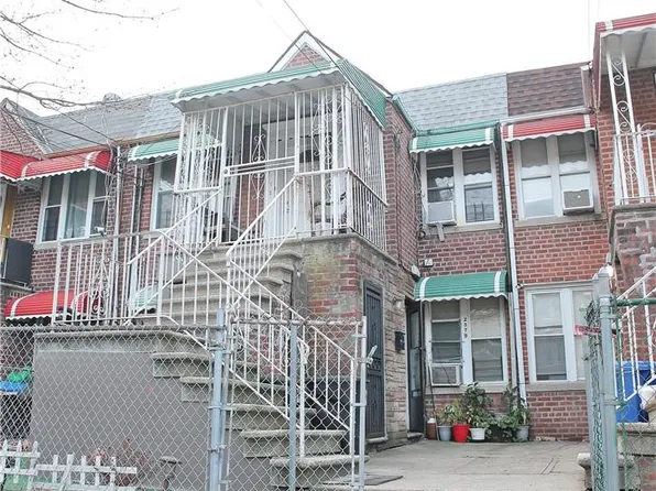 2579 Young Avenue, Bronx, NY 10469