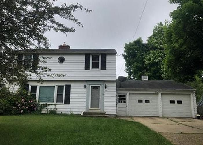 1st image of 326 Amos Ave
