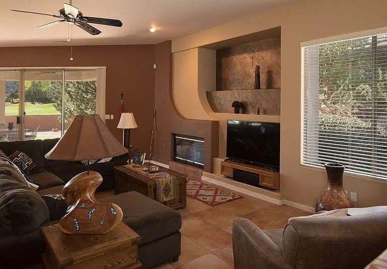 1260 Crown Ridge Rd — Photo 18