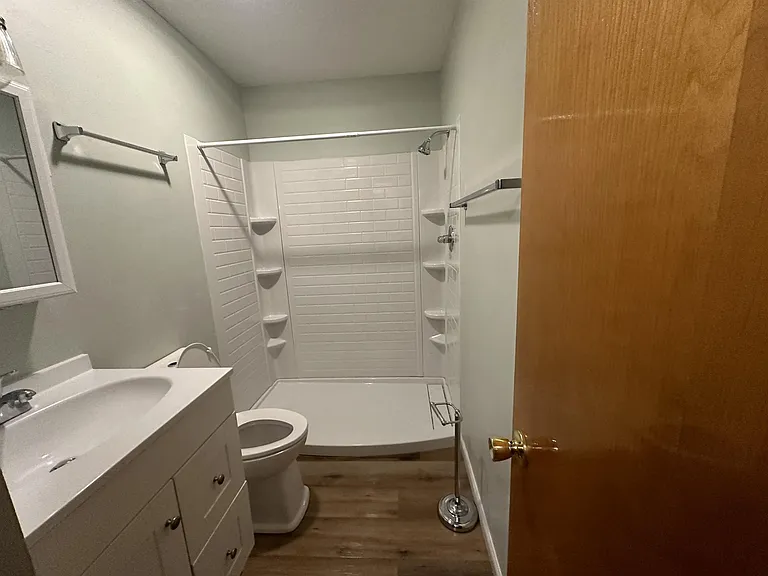 1233 Main Ave — Photo 6