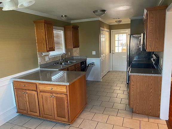 4th image of 407 Beechwood Dr