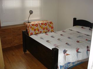 12848 Gilmore Ave, Los Angeles, CA 90066