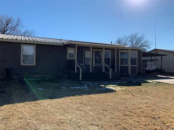 116 Indian Creek Dr, Tye, TX 79563