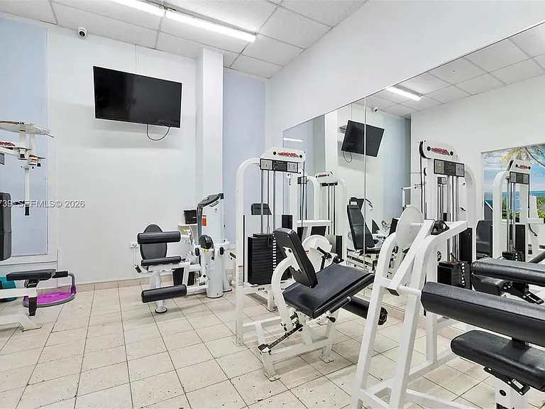 6039 Collins Ave #936 — Photo 39