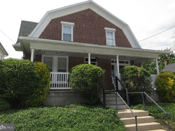 14 S Main St, Seven Valleys, PA 17360