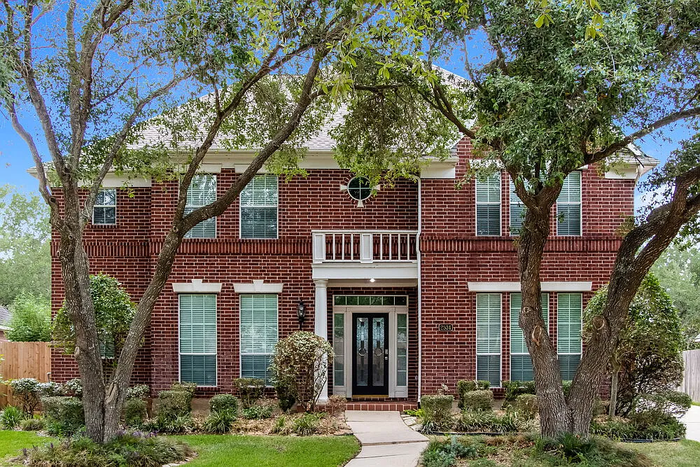 4 bed, 3.5 bath, 3368 sqft, $3,335 — Photo 1