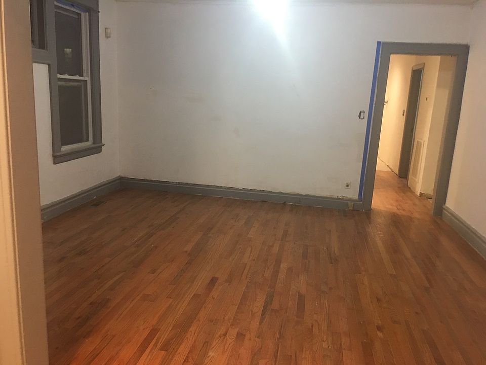 2nd image of 258 Williamson Ave Floor 1