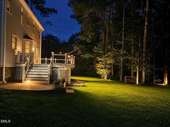 3rd image of 6517 Dresden Ln