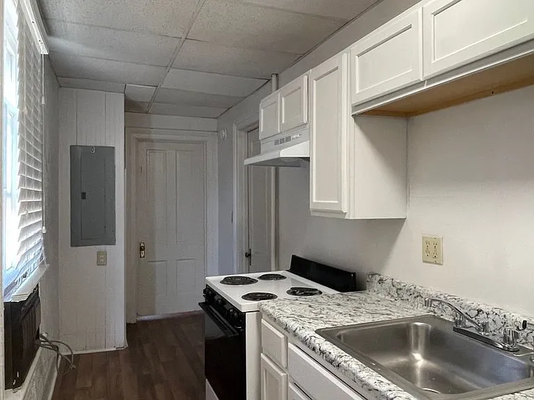 883 Mulberry St #C — Photo 5